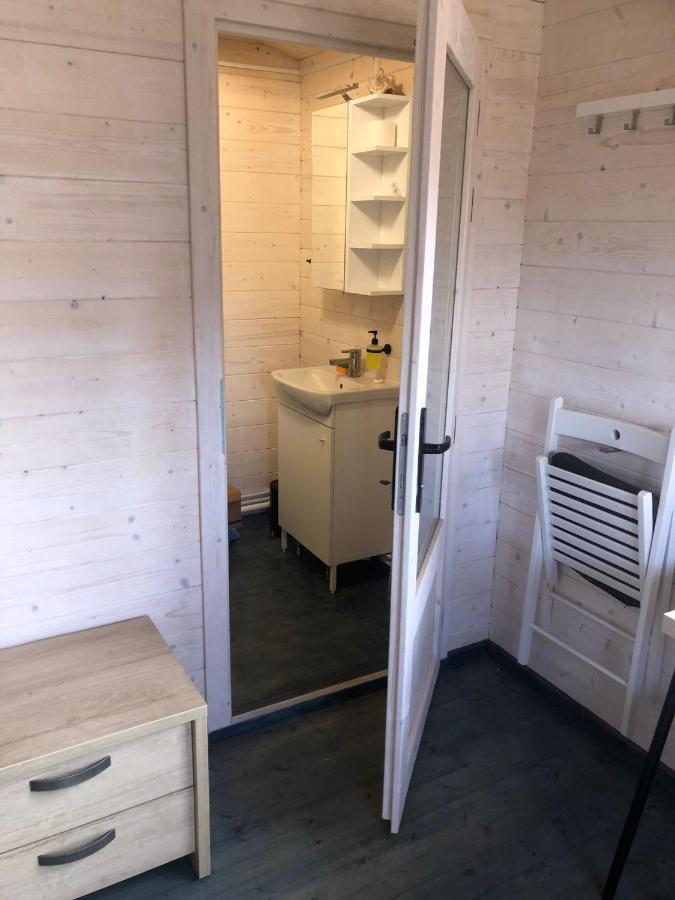 Womocamp Holzhuette 1 Hotel Saulkrasti Kültér fotó