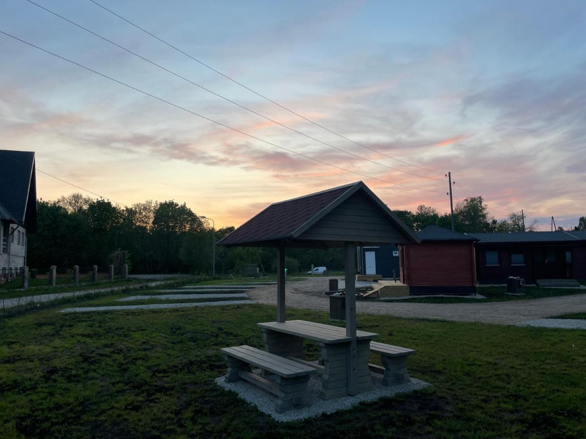 Womocamp Holzhuette 1 Hotel Saulkrasti Kültér fotó